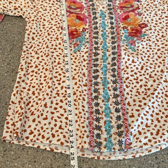 SAVANNA JANE 3/4 Bell Sleeve Embroidered Shirt - Picture 11 of 11